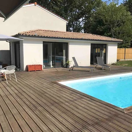 Avec Piscine Et Jardin Privatifs 펜션 Le Pian-Médoc